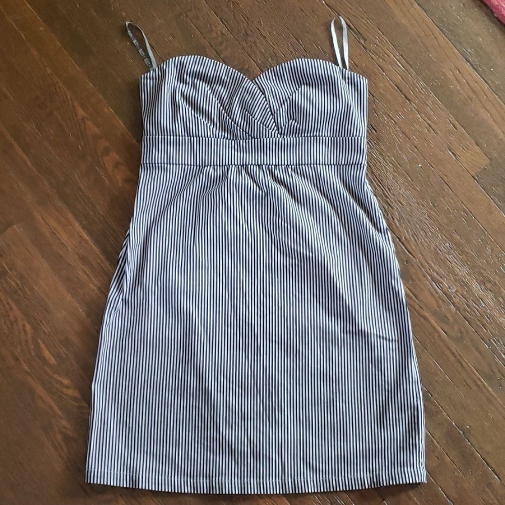 Volcom Corpo Class Frochickie Dress - Picture 5 of 8